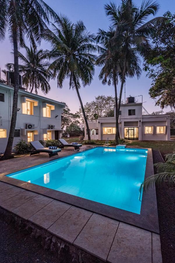 Saffronstays Gaia, Alibaug - Pool Villa Near Mandwa Jetty Perfect For Large Groups Алибаг Экстерьер фото